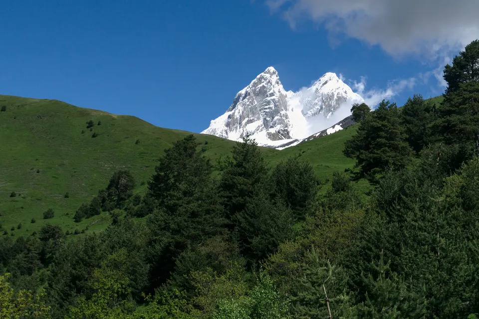 Les deux pointes de l'Ushba